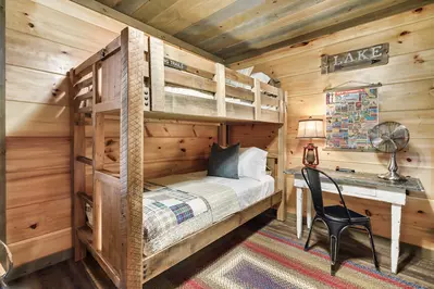 Smokies Hideaway 35