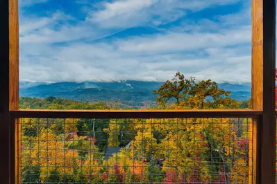 Smokies Hideaway 40