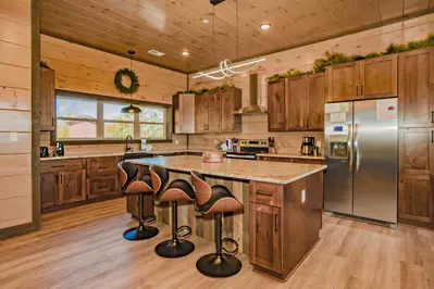 Wonderland Lodge 17