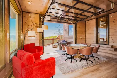 Wonderland Lodge 40
