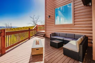Wonderland Lodge 41
