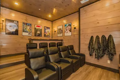 Wonderland Lodge 66