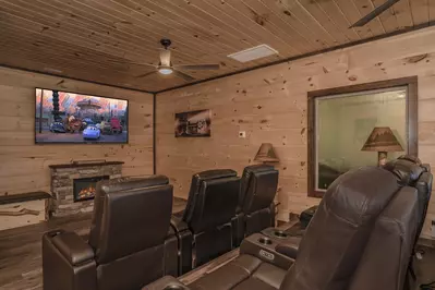 Wilderness Splash Lodge 40