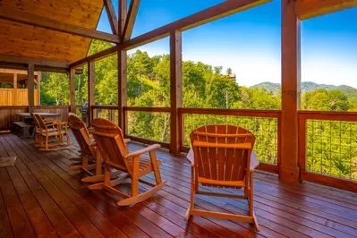 Alpine Mountain Lodge 23