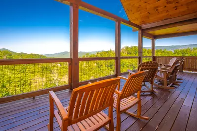 Alpine Mountain Lodge 24