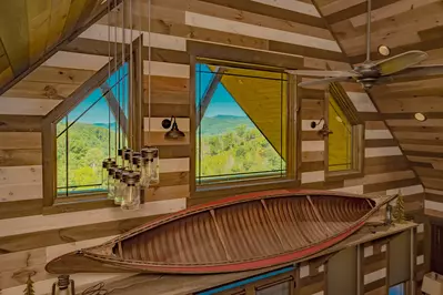 Alpine Mountain Lodge 26