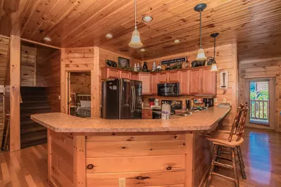 Gatlinburg Mountain Lodge 14