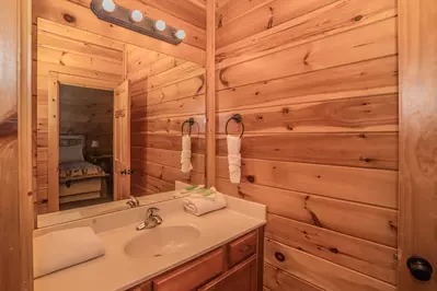 Gatlinburg Mountain Lodge 33