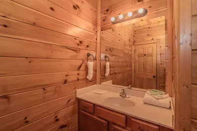 Gatlinburg Mountain Lodge 42