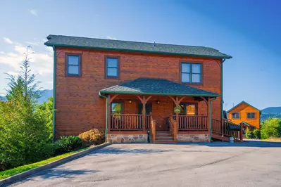 Gatlinburg Mountain Lodge 65