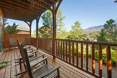 Gatlinburg Mountain Lodge 78