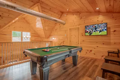 Lazy Bear Lodge 3