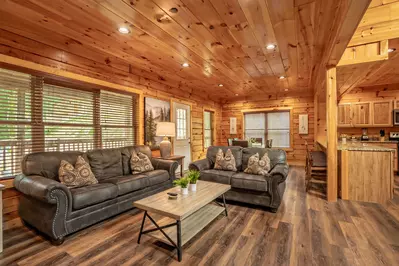 Lazy Bear Lodge 9
