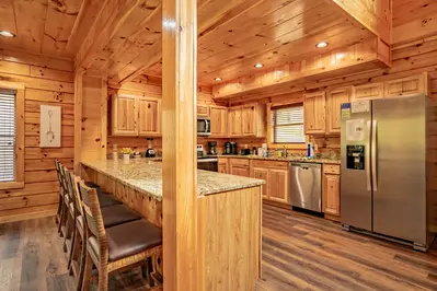 Lazy Bear Lodge 10