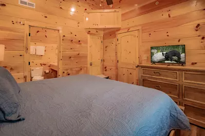 Lazy Bear Lodge 25