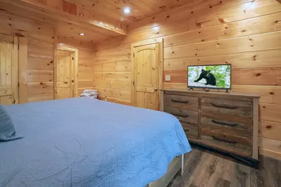 Lazy Bear Lodge 37
