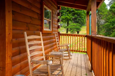 Lazy Bear Lodge 46