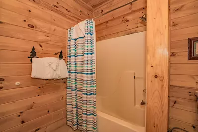 Majestic Splendor Lodge 27