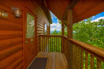 Mountain Charm 25