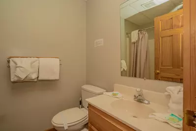 Pinnacle View Lodge 30