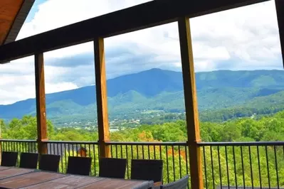 Sky Lodge @Teaberry Mountain 13