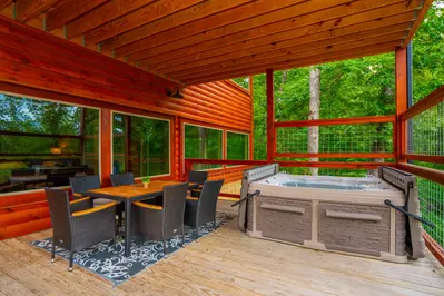 Serenity Splash Lodge 53