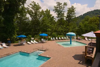Starry Nights Lodge 75