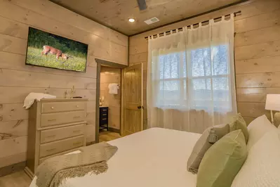 Wonderland Lodge 30