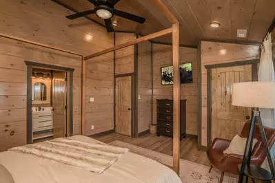 Wonderland Lodge 46
