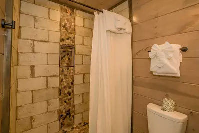 Wonderland Lodge 47
