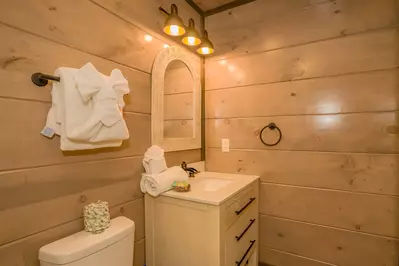 Wonderland Lodge 48