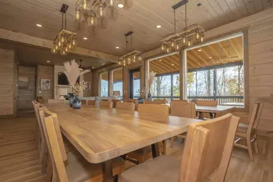 Splash Mountain Lodge 20