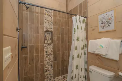 Splash Mountain Lodge 104