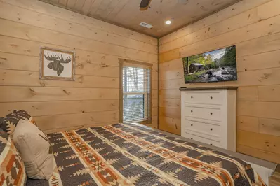 Splash Mountain Lodge 106