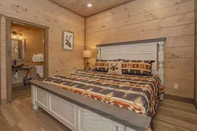 Splash Mountain Lodge 107