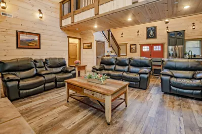 Cherokee Lodge 7