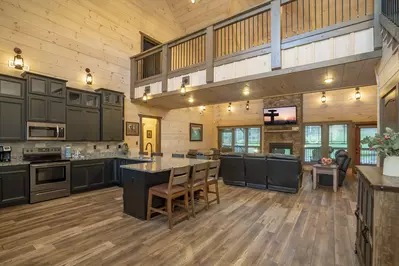Cherokee Lodge 10