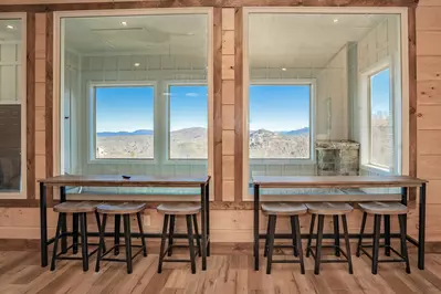 RoofTop Summit Lodge 54