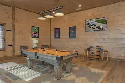 RoofTop Summit Lodge 53