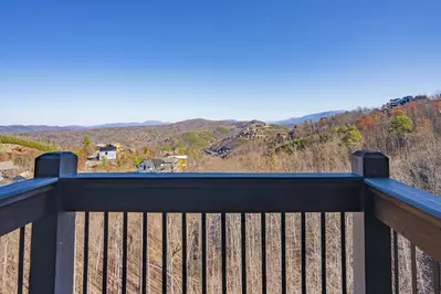 RoofTop Summit Lodge 98
