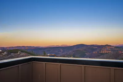 RoofTop Summit Lodge 135