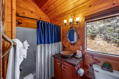Starry Nights Lodge 27