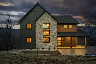 Gatlinburg Country High Life 8