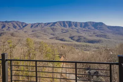 Gatlinburg Country High Life 39