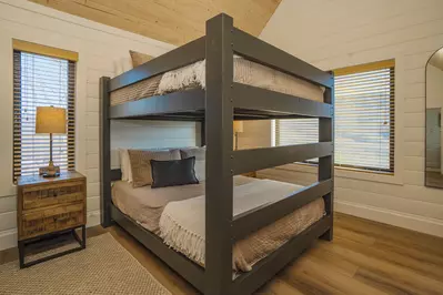 Gatlinburg Country High Life 45