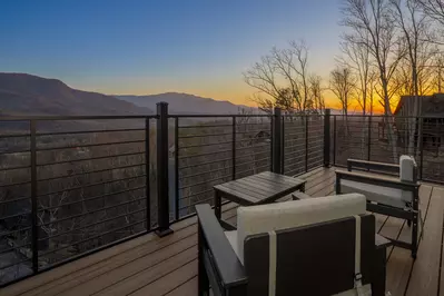Gatlinburg Country High Life 65