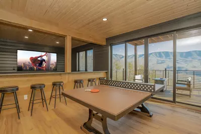 Gatlinburg Country High Life 67