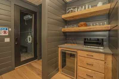 Gatlinburg Country High Life 75