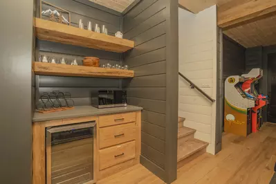 Gatlinburg Country High Life 76