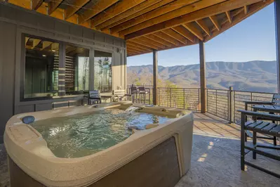 Gatlinburg Country High Life 82